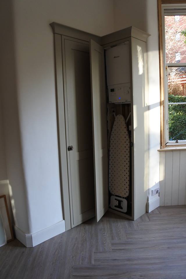 glasgow-bespoke-kitchens-corner-cupboard-open