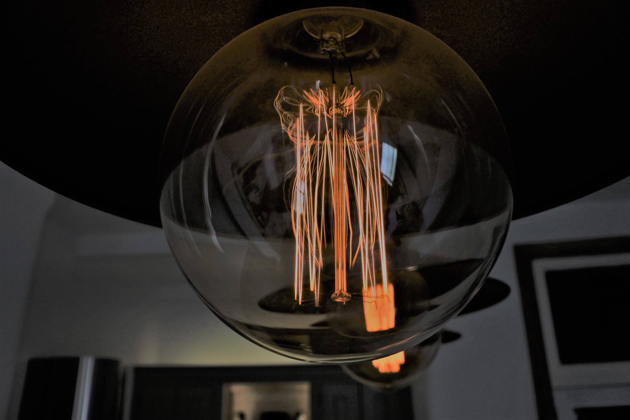 glasgow-bespoke-kitchens-lights-detail-closeup