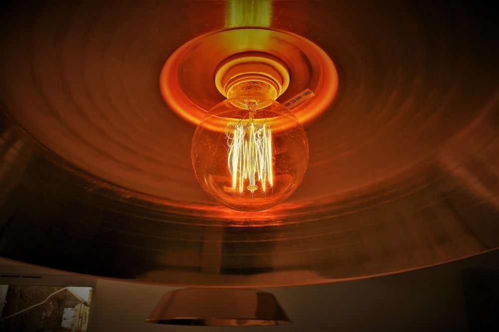 Filament Bulb on dimmer